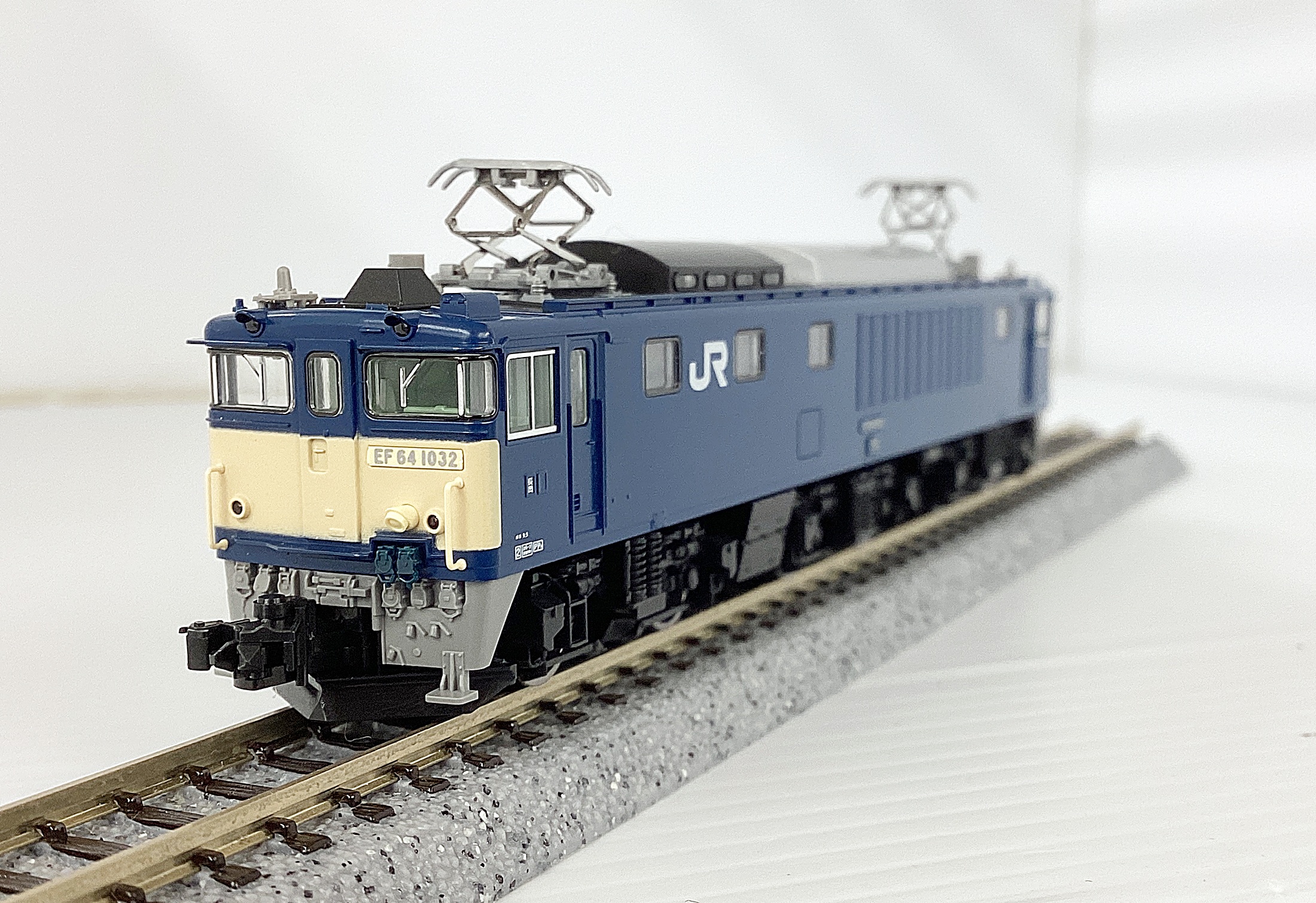 ukr004018b