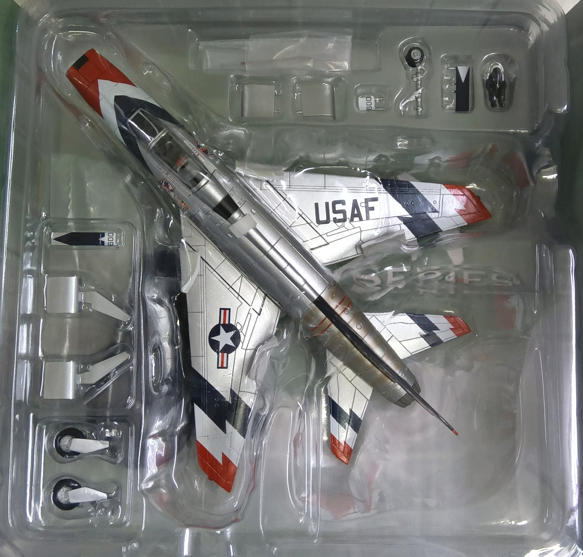 qjt0001173-b