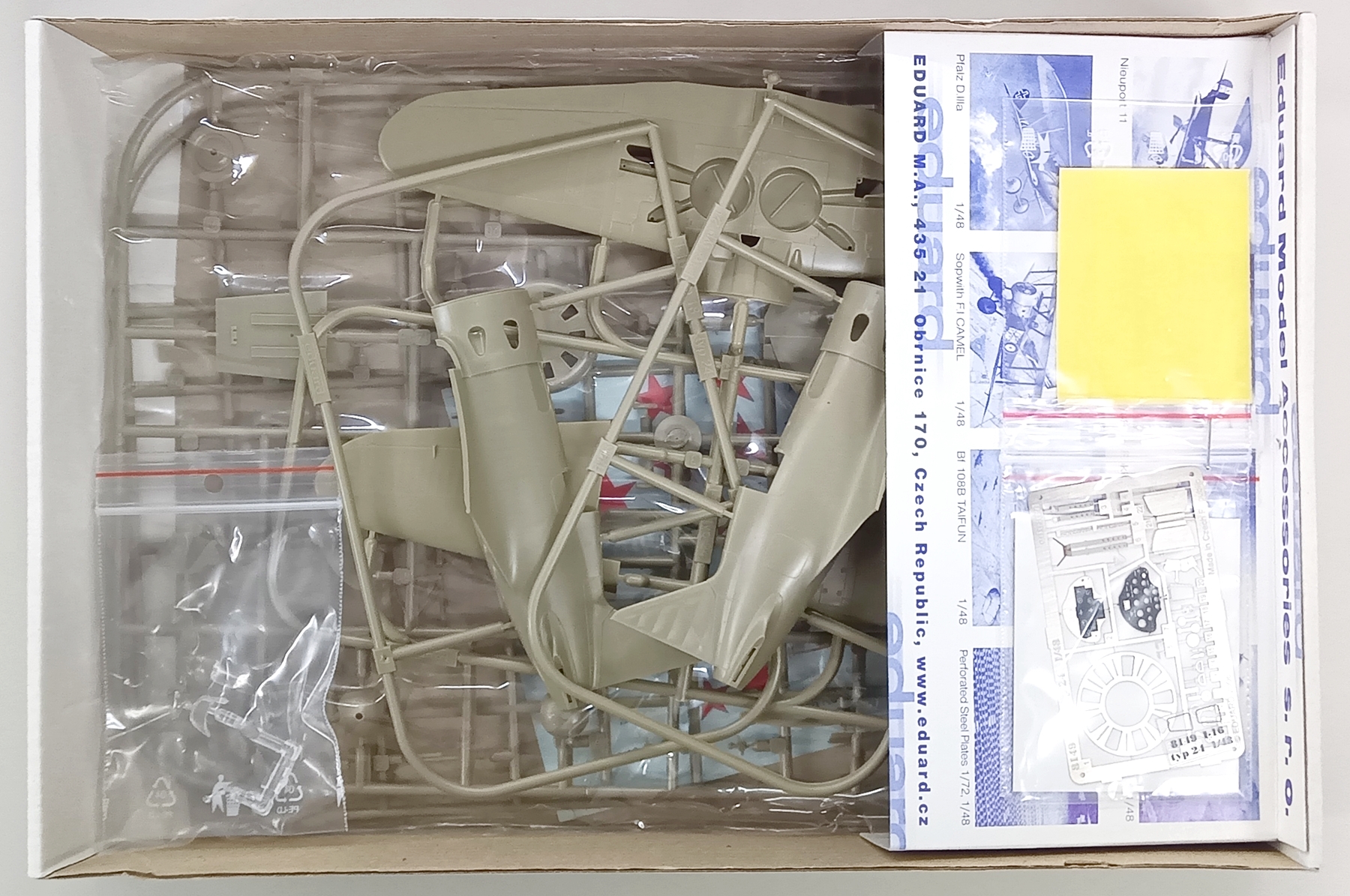 qjt0000941-b