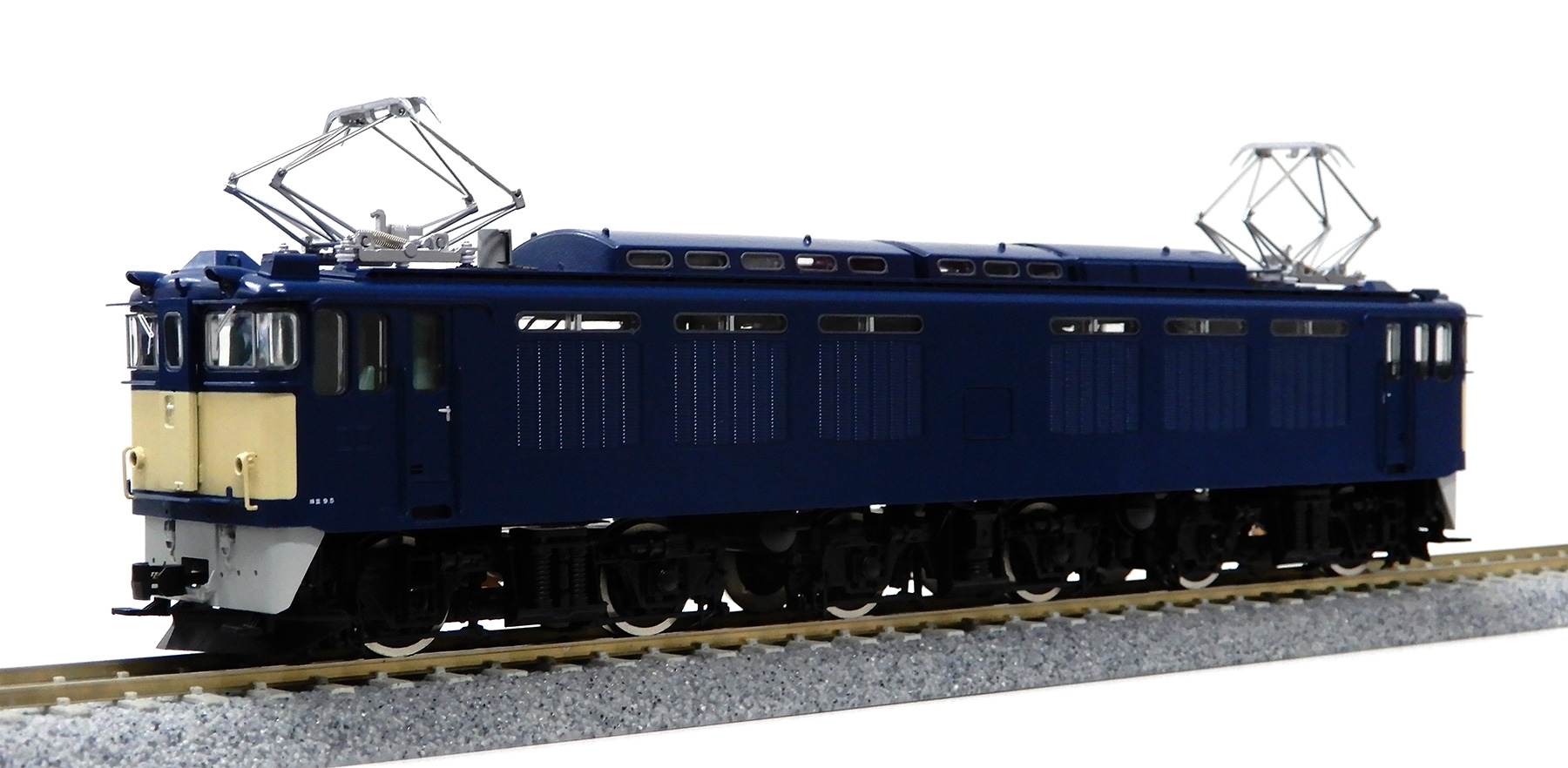 /upload/assets/J70/by6a4dfee2c3135.jpg
