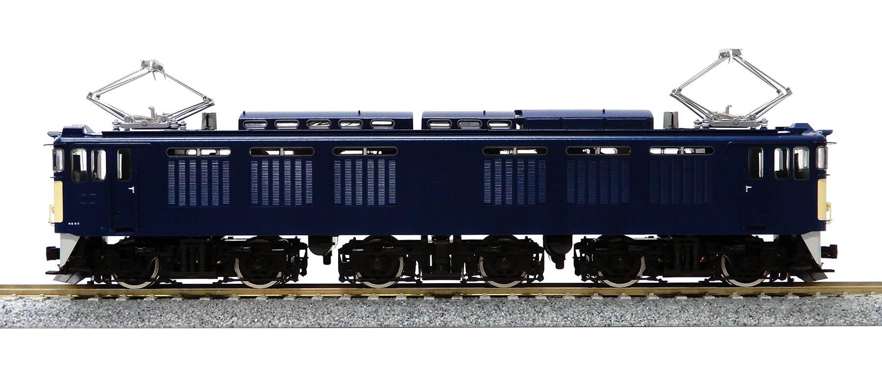 /upload/assets/J70/by6a4dfee2ca679.jpg