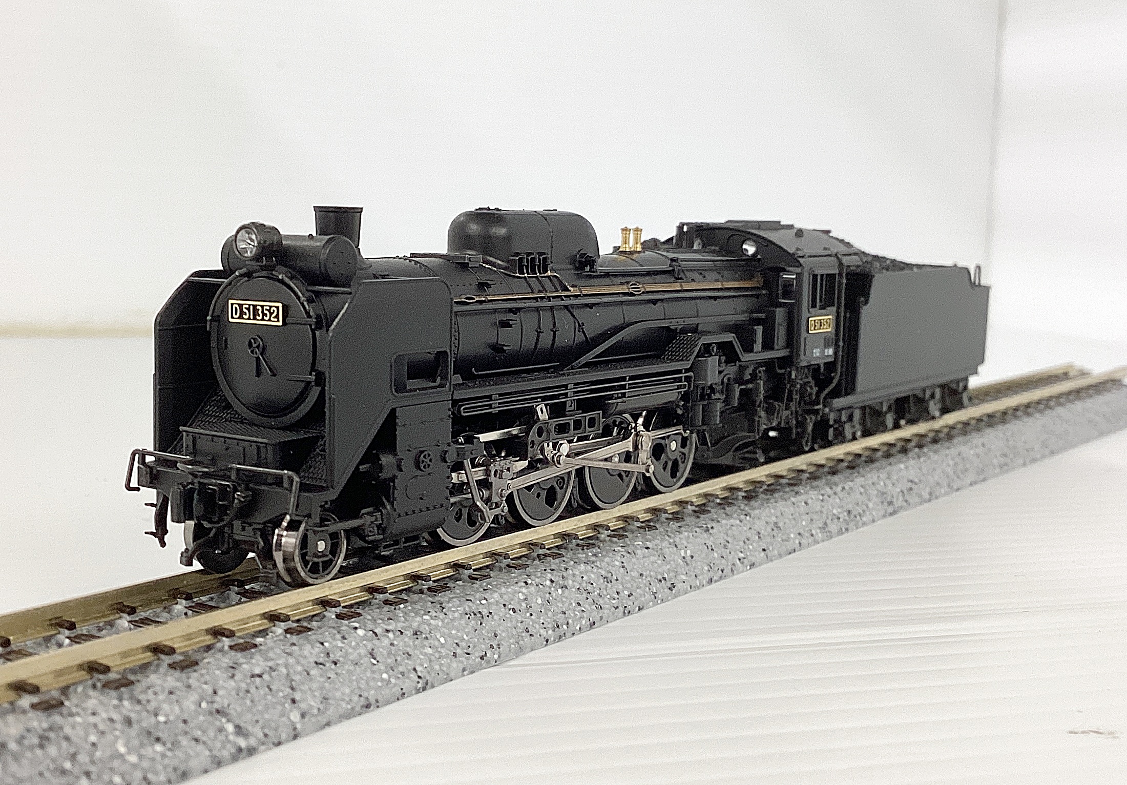 ukr0038587b