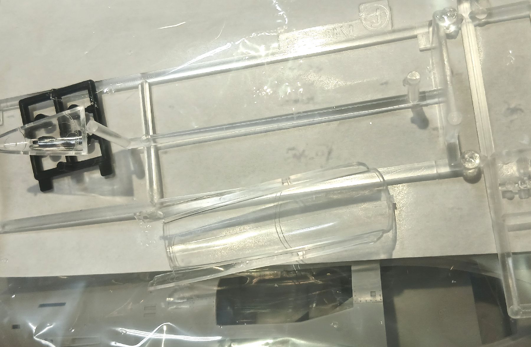tht0002170-3.jpg