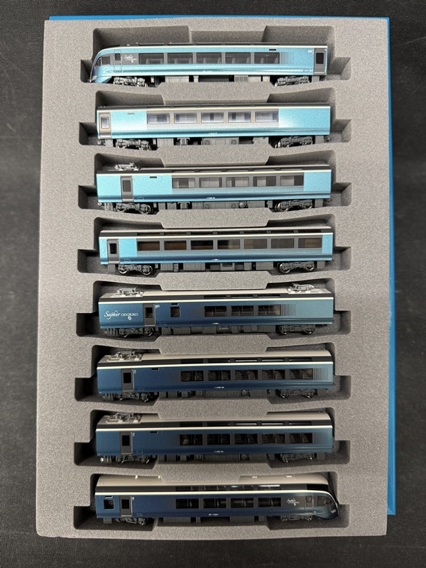 公式]鉄道模型(10-1644E261系「サフィール踊り子」8両セット)商品詳細