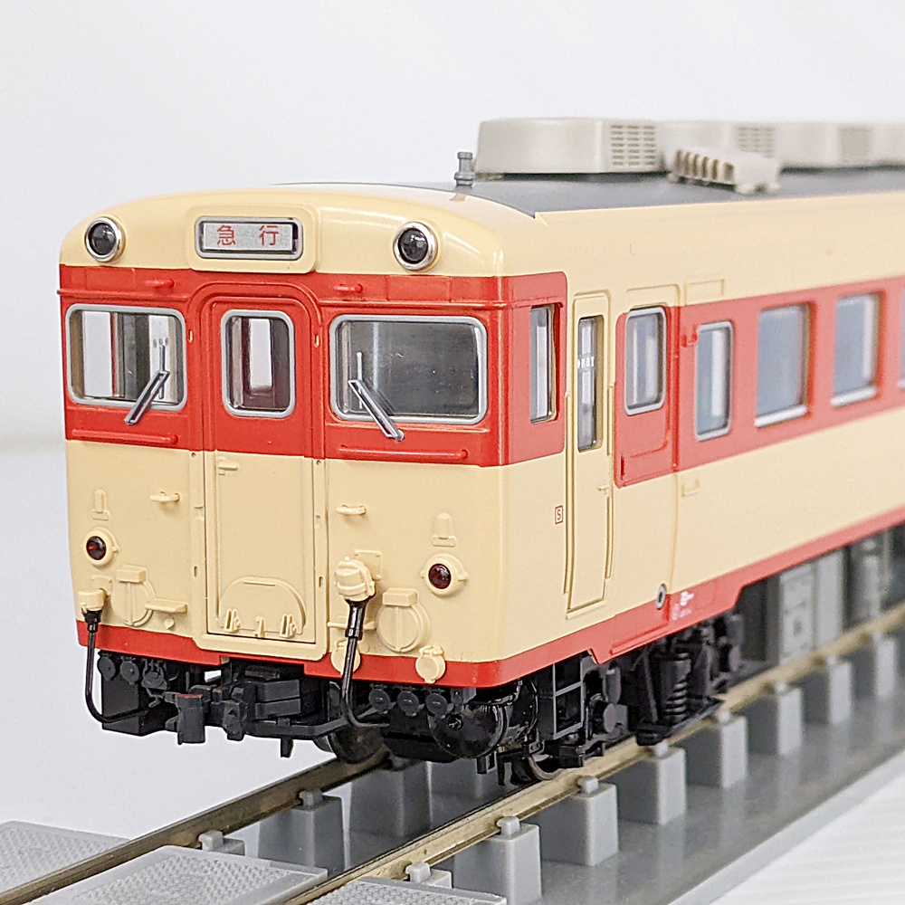 ukr0038033b