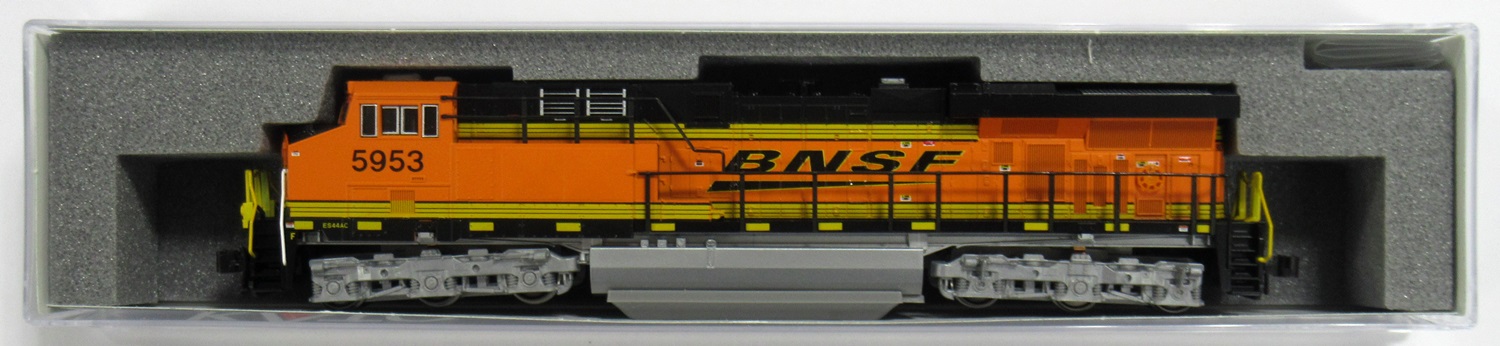 176-8953 GE ES44AC BNSF #5953