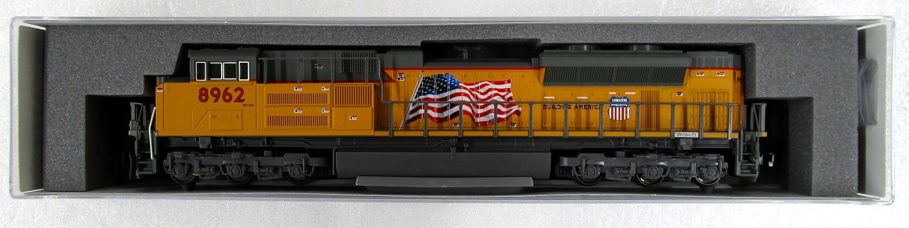 176-8528 EMD SD70ACe #8962