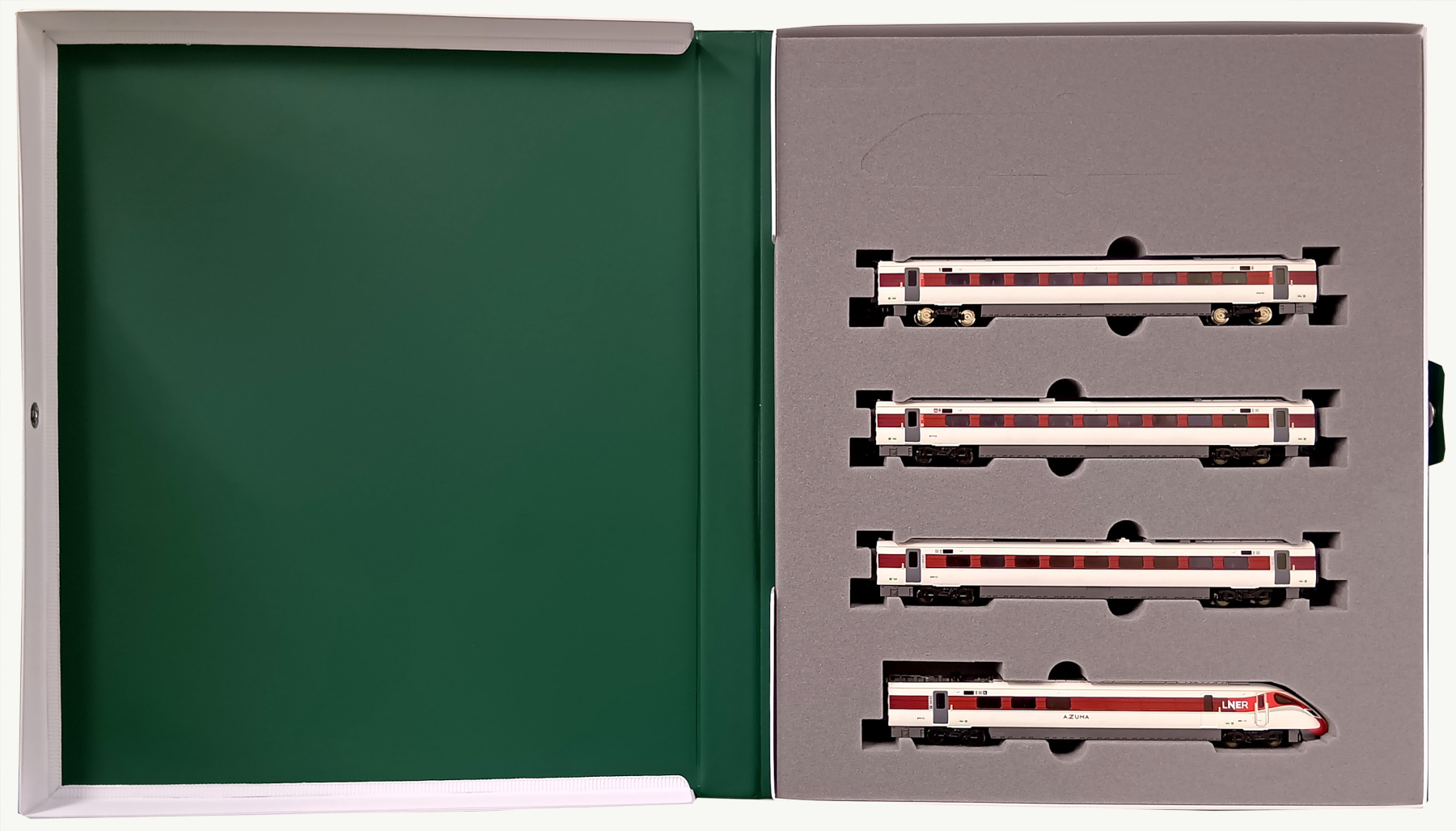 10-1675 LNER AZUMA ケースB